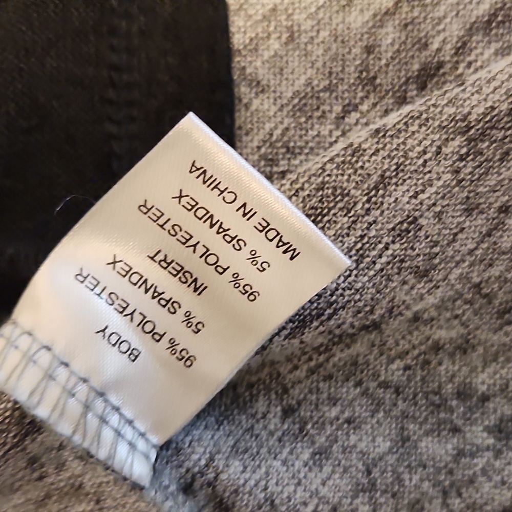 Sweater - Picture 4 of 4